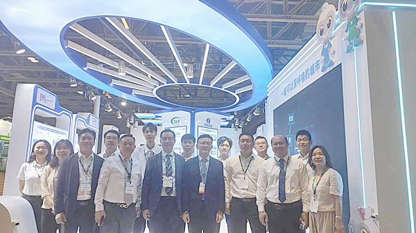 澳門展會(huì)社會(huì)組織機(jī)構(gòu)合影