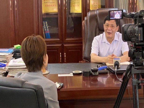 深圳衛(wèi)視對我司進行企業(yè)專題采訪報道